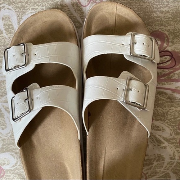 Steve Madden slides - Picture 3 of 7